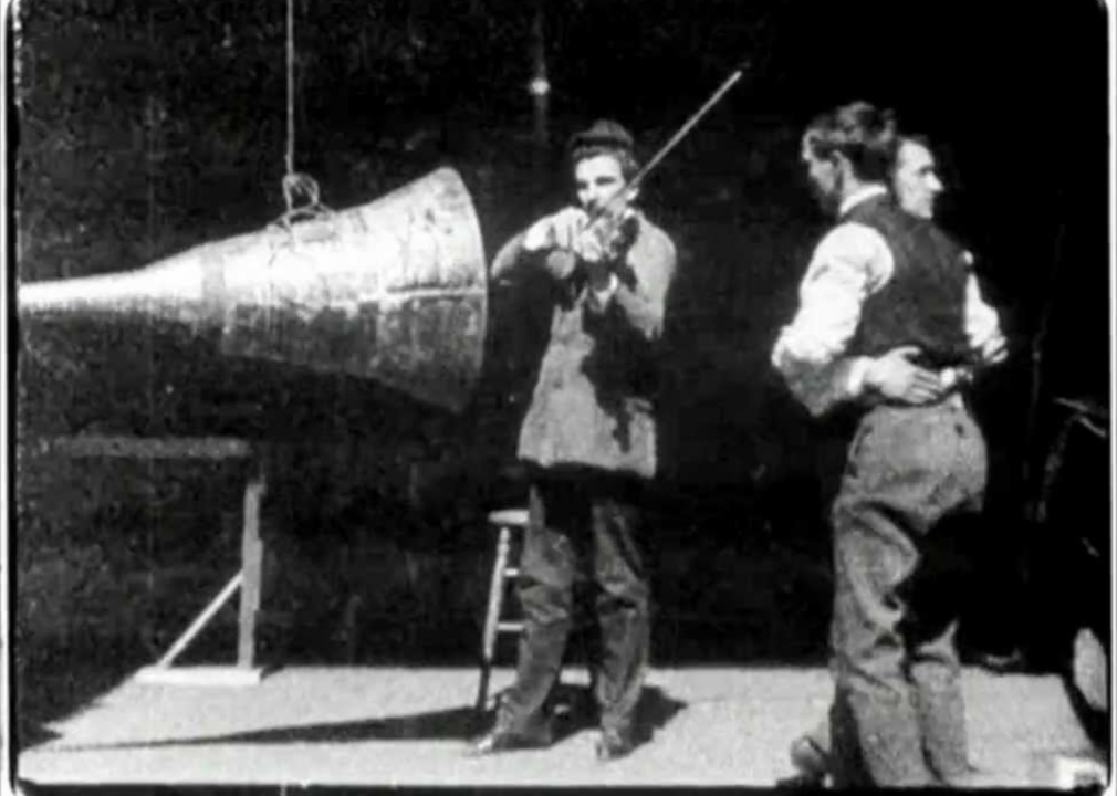 1894: 'The Dickson Experimental Sound Film' as first gay film